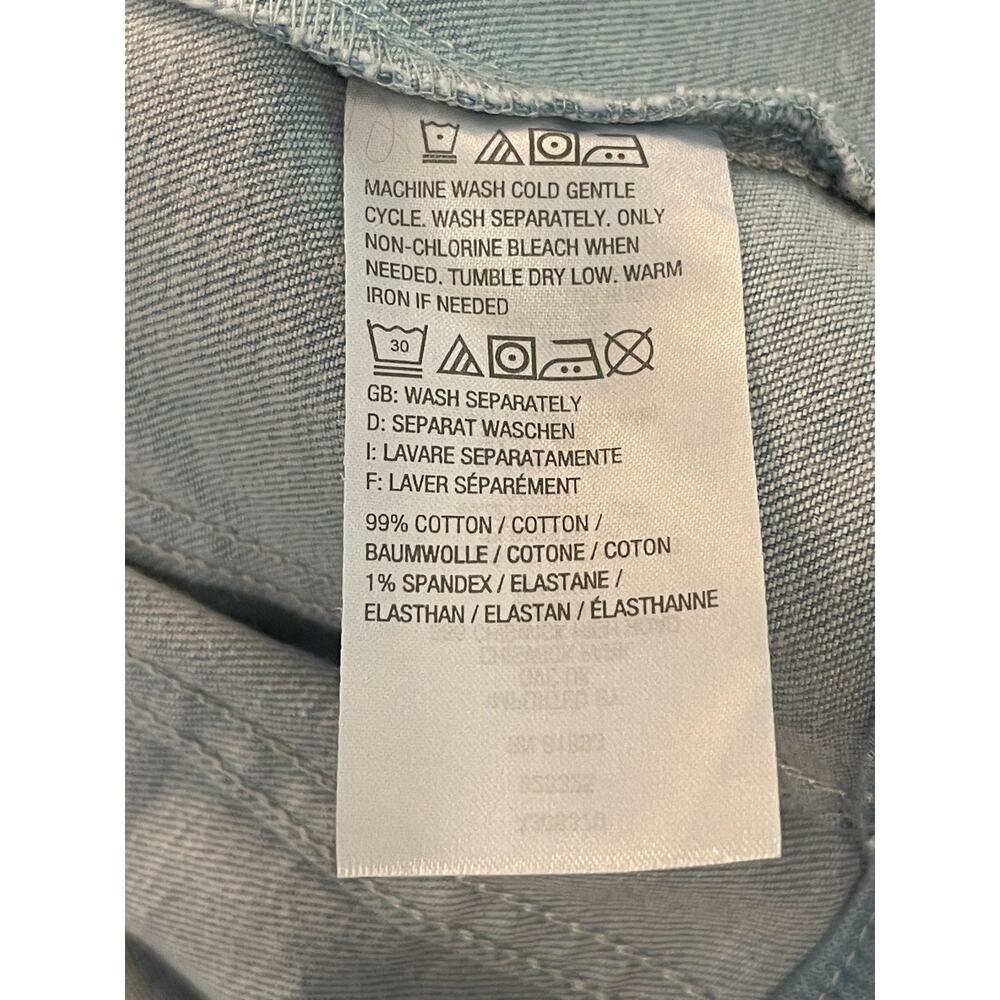 Isaac Mizrahi Live! True Denim Classic Jean Jacket Bleached Indigo Size 4 - Picture 6 of 7